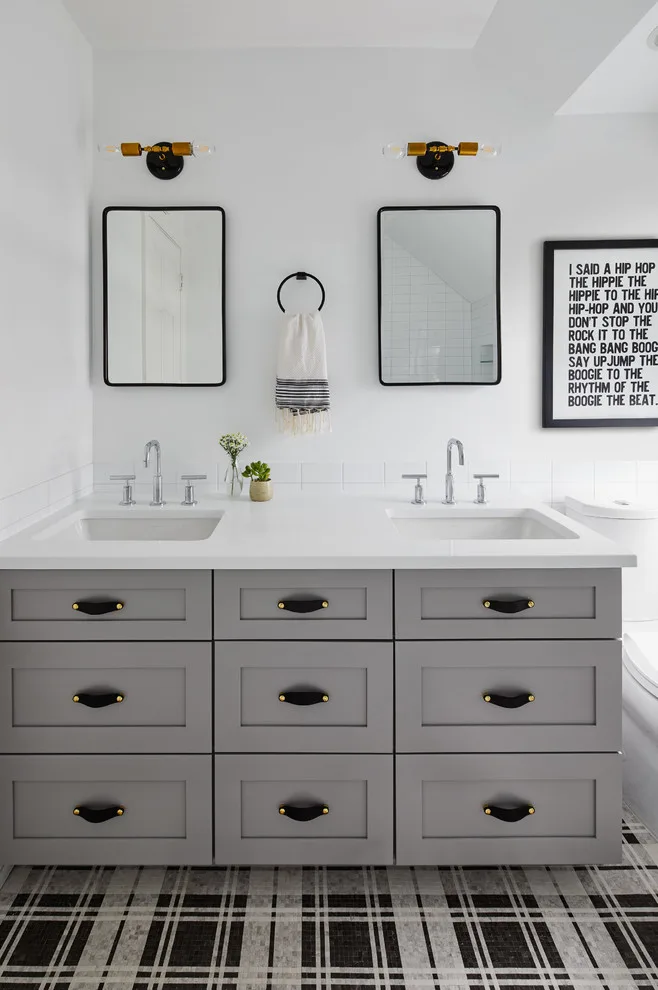 LEVY BOYS BATHROOM by Michelle Ann Designs - Photo 2