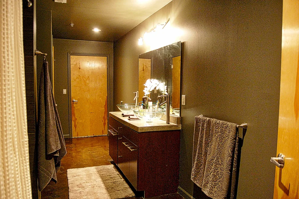 Liberty Lofts Home Staging by Howard Fischer Design - Photo 6