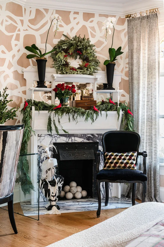 Lincoln Park Holiday Celebration by Crystal Blackshaw Interiors - Photo 4