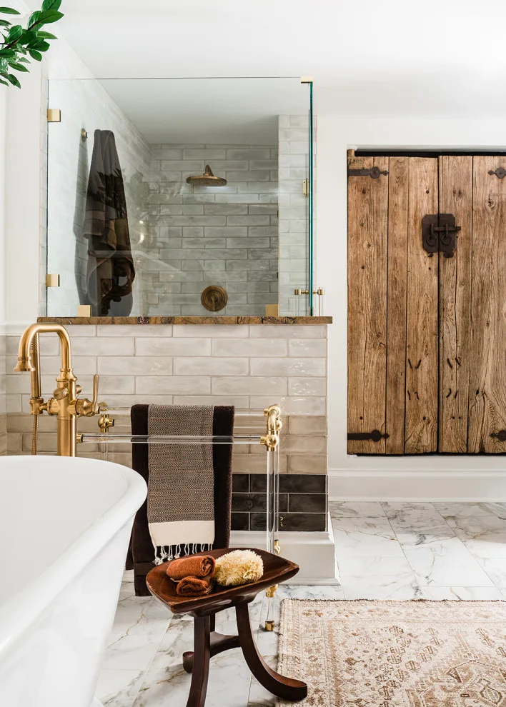 Lincoln Park Heritage Row House by Crystal Blackshaw Interiors - Photo 8