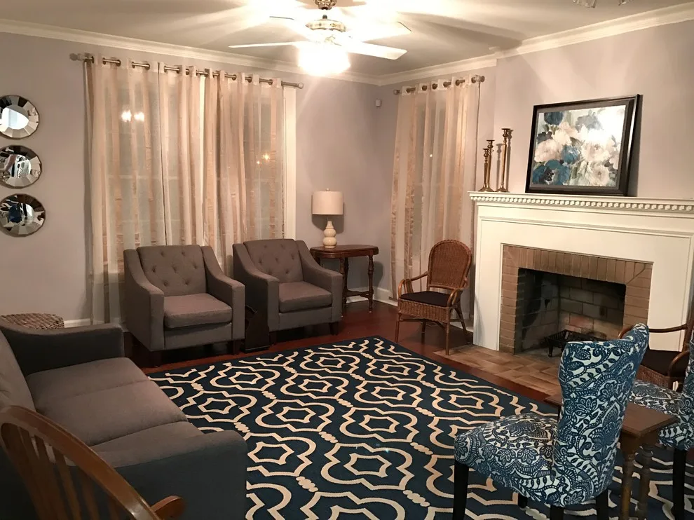 At Home Staging And Design - Photo 8