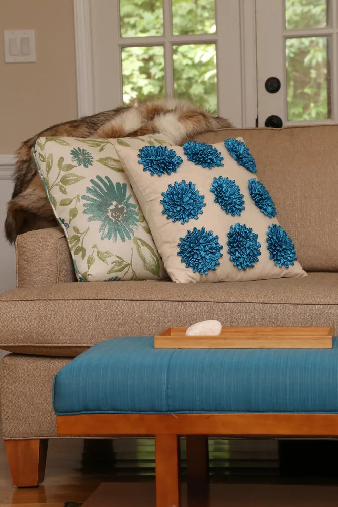 Lakeway Drive Lounge by Burke Designs - Photo 2