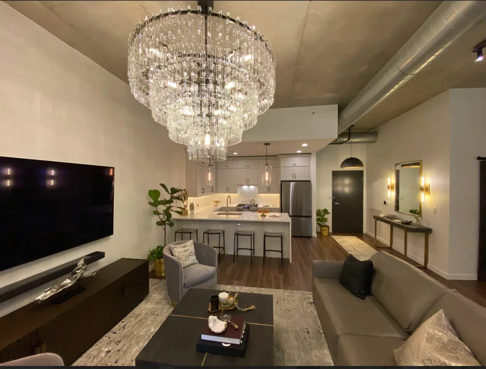 EL Interiors - Photo 3