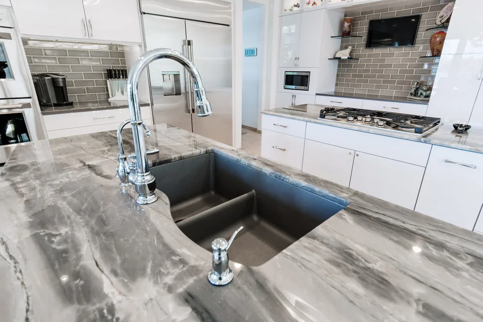 Long Pointe Avenue by Valia Design - Photo 10