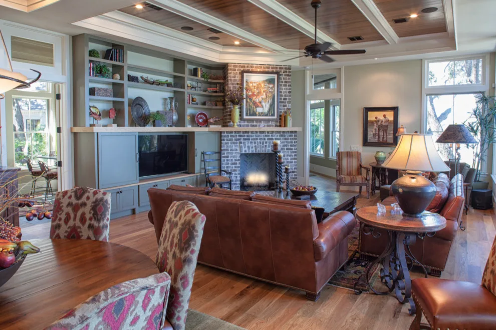 Southern Treehouse by Denise Stringer Interior Design - Photo 4