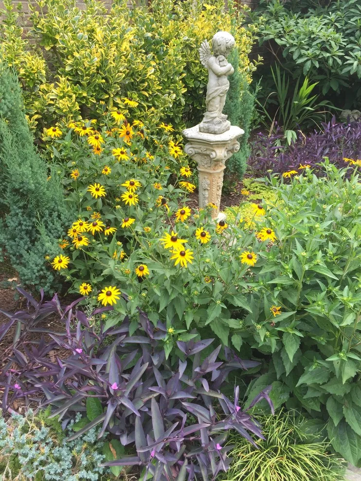 Opulent Poolside Gardens and the Elegance of Stone by R.D. London Studios - Photo 4
