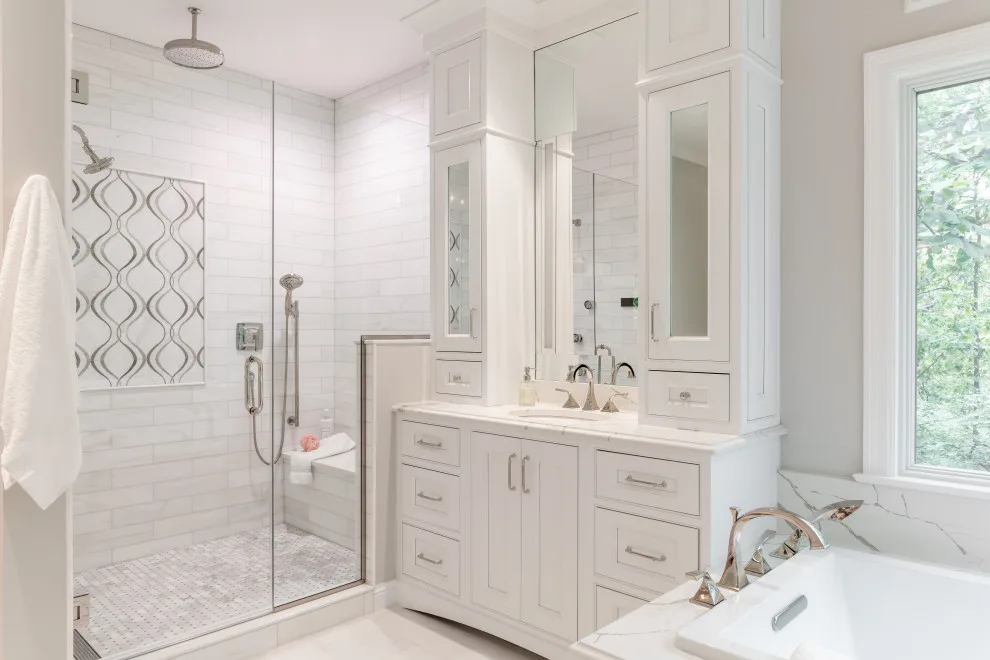 KH Interiors - Photo 10