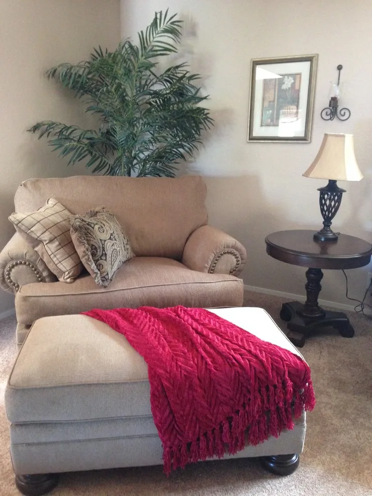 Madrona Tree by Peninsula Home Staging - Photo 3