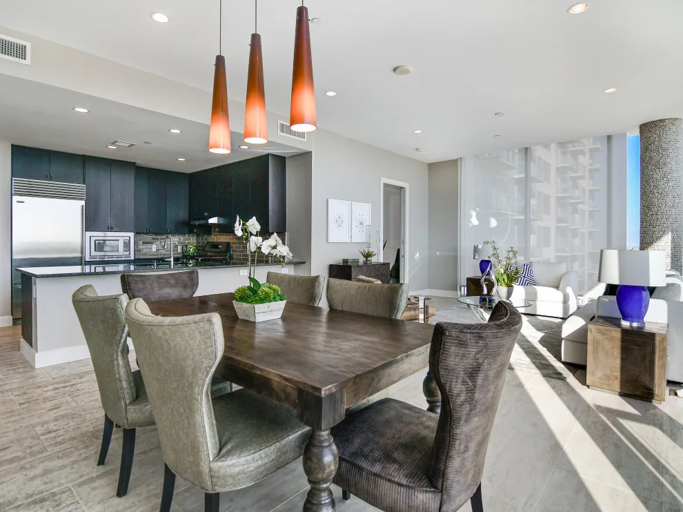 610 E Market Suite 2807 by Mummeinteriors - Photo 8