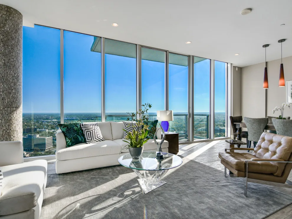 610 E Market Suite 2807 by Mummeinteriors - Photo 3
