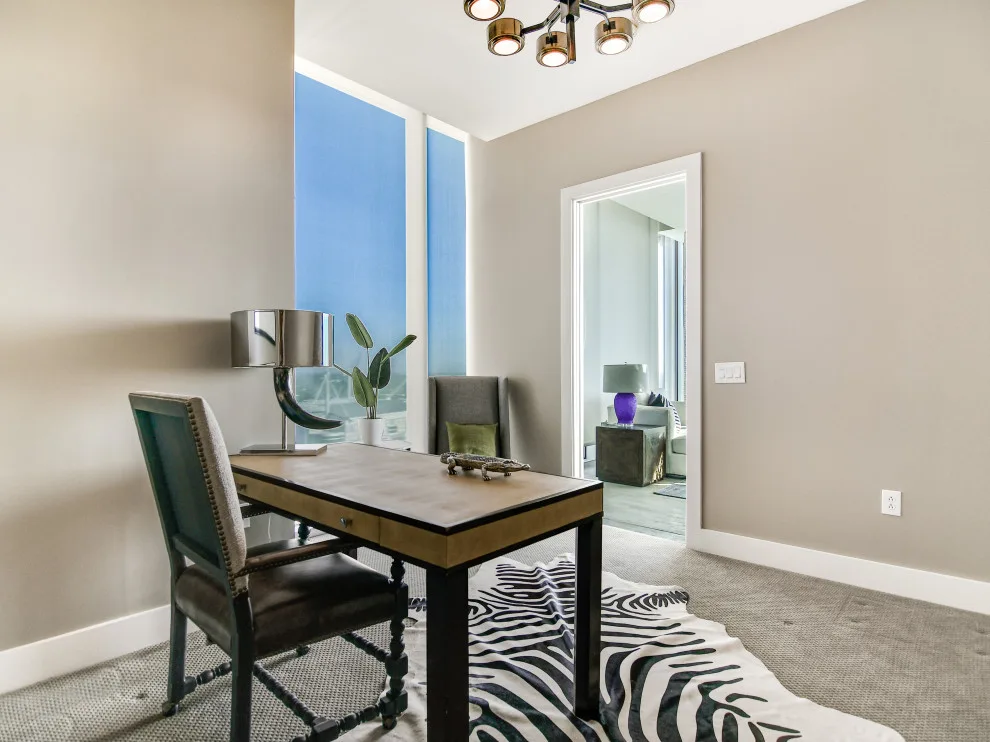 610 E Market Suite 2807 by Mummeinteriors - Photo 6