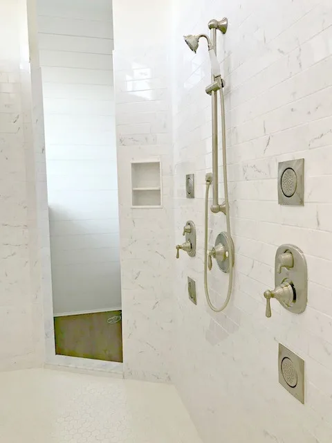 Vero Beach Primary Bathroom by Modern Cottage Collective Design Studio - Photo 2