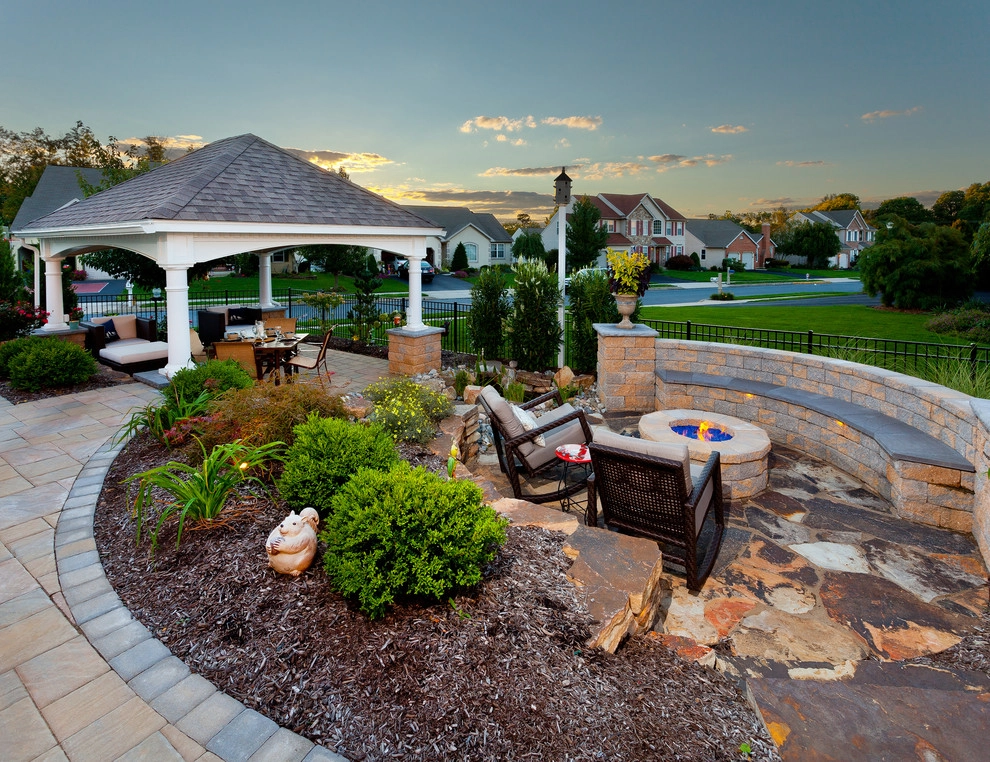 New Castle Lawn & Landscape - Photo 4