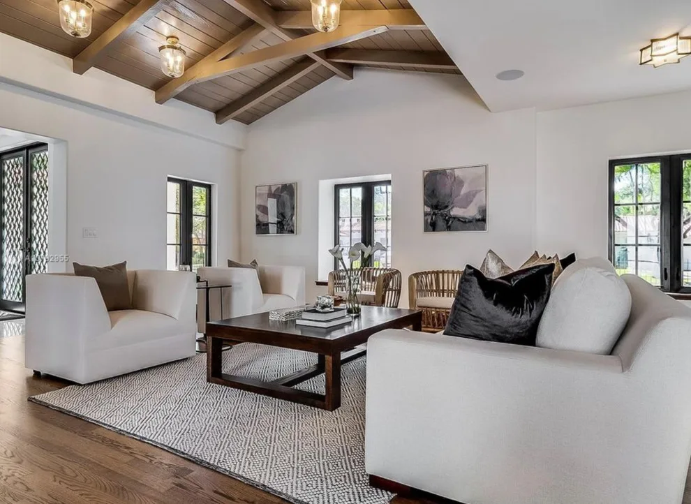 Mediterranean Renovation by Errez Design Inc. - Photo 12