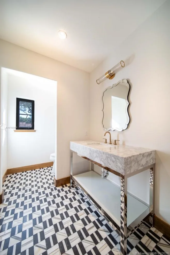 Mediterranean Renovation by Errez Design Inc. - Photo 5