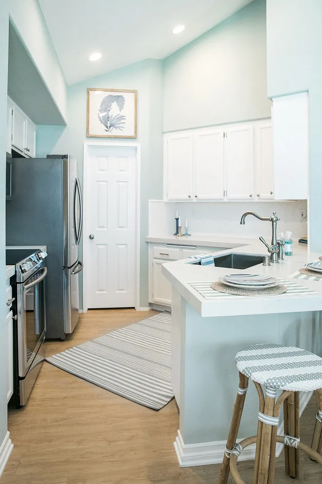 La Jolla Culinary Space by Elizabeth Louise Interiors - Photo 21