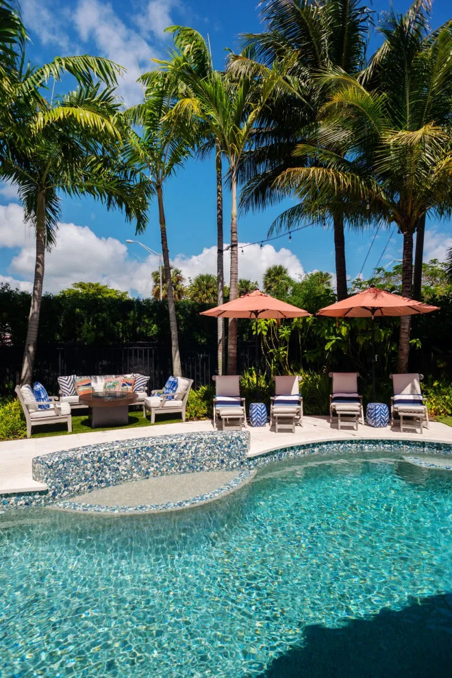 Miami Beach Retreat by Errez Design Inc. - Photo 2