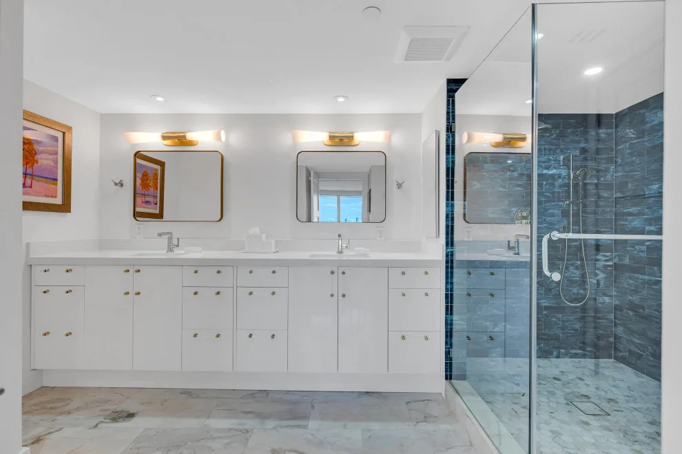 Miami kitchen and main bathroom makeover by Kelly Nelson Designs - Photo 18