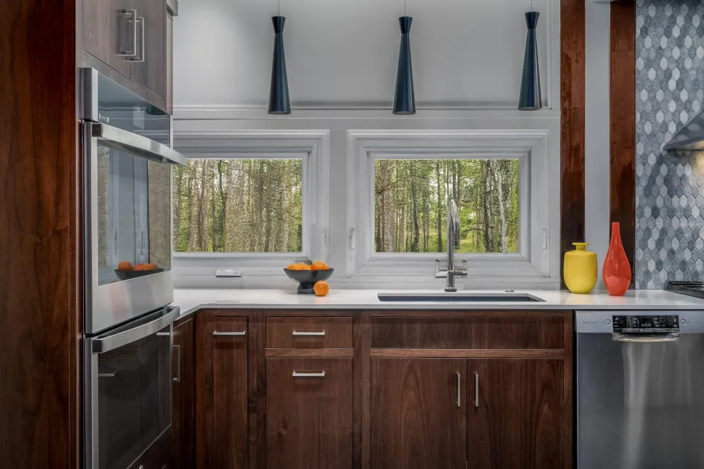 Mid-Century Kitchen Makeover by Heather DeMoras Design Consultants Inc. - Photo 6