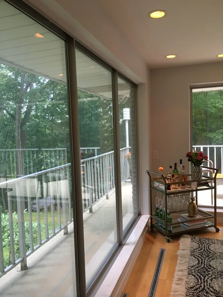 Midcentury Modern Display by Meaghan Larrabee Design - Photo 6