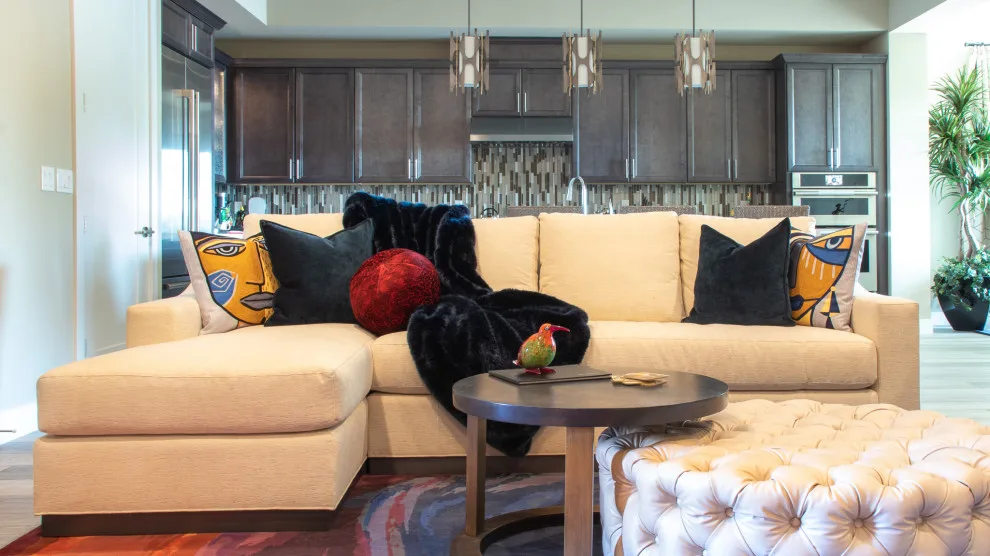 Mira Residence Apartments by Jody's Inspiration - Photo 2