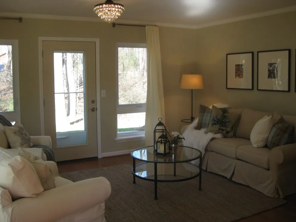 Showcase Residence by Brian H Murray Interior Design - Photo 11