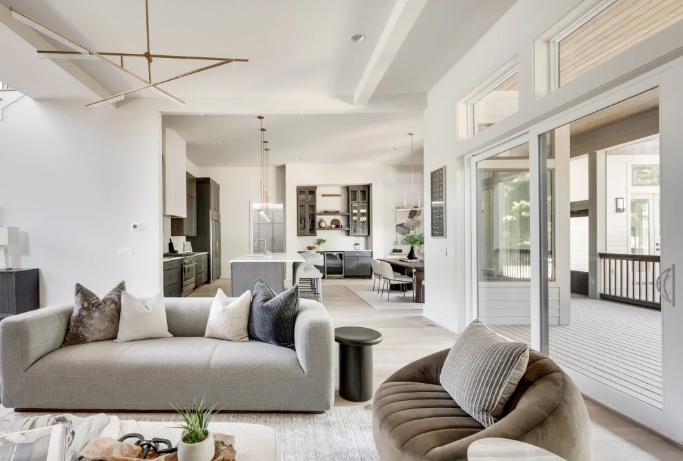Contemporary and Elegant by Marcelle Guilbeau Interior Design - Photo 6