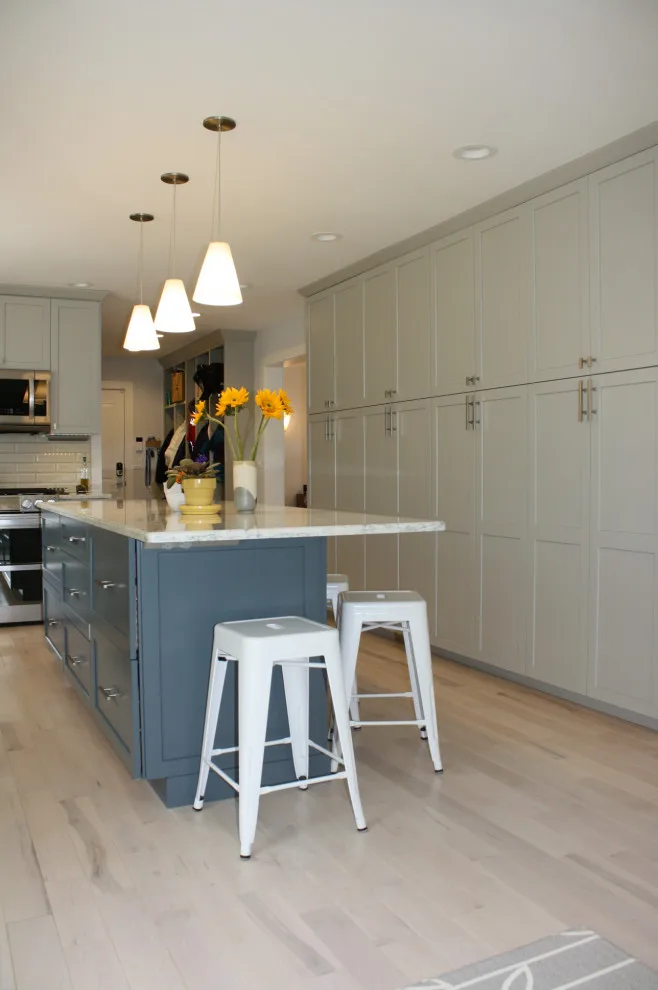 Modern and Tranquil Renovation at Saint Andrews Hill by Deborah Roides Interior Design - Photo 4