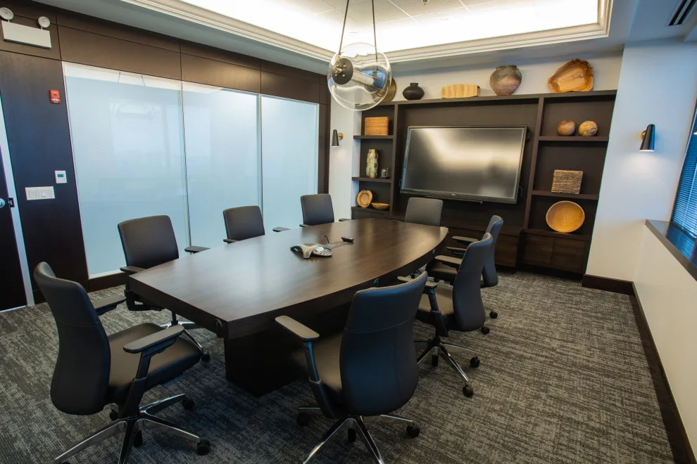 Contemporary Creative Workspace by Studio Saint Marie - Photo 20