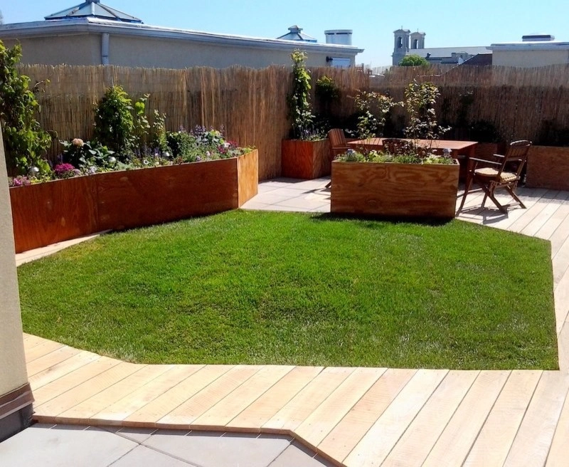 NY Rooftop Deck and Garden Redesign by New York Plantings Garden Design - Photo 4