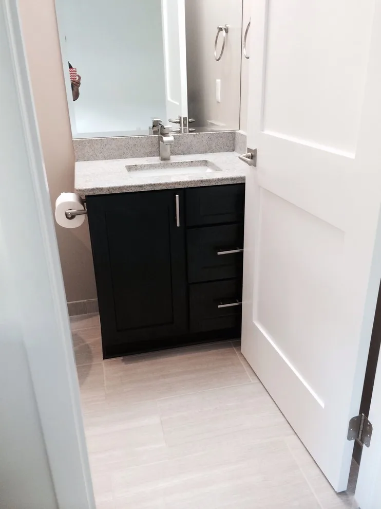 Contemporary Bathroom Renovation by Tanya Rynicke Interiors, LLC - Photo 4