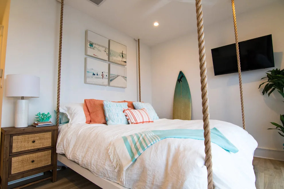 Contemporary Waterfront by Beach Dwellings - Photo 44