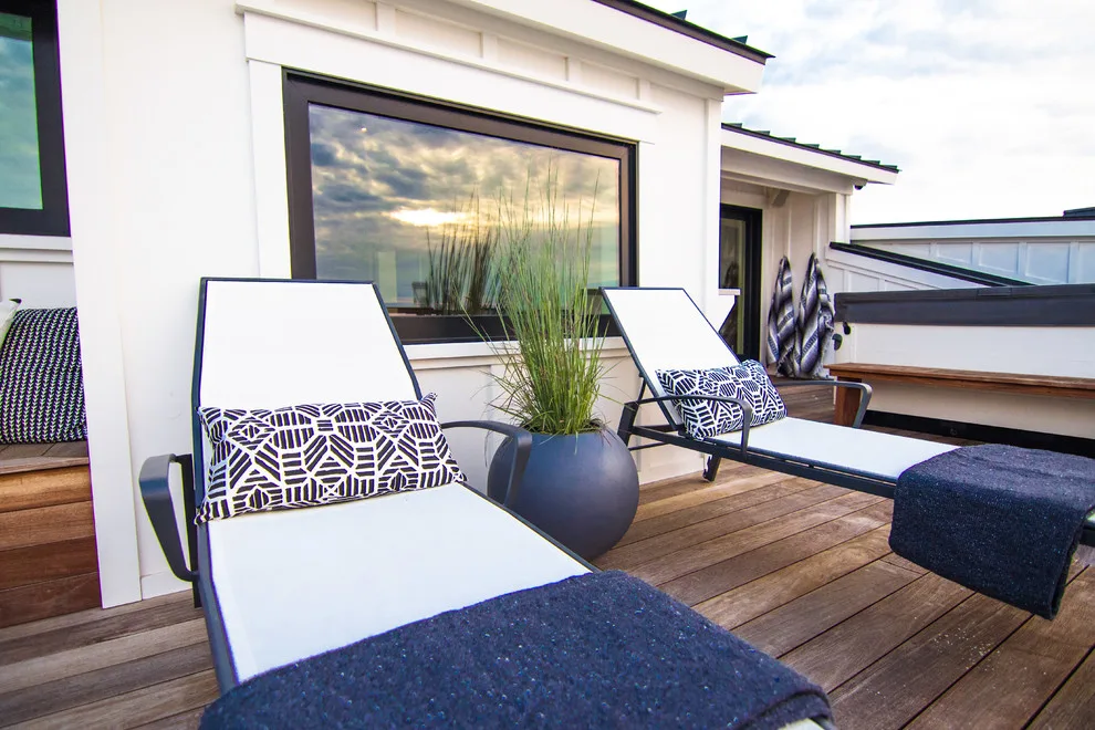Contemporary Waterfront by Beach Dwellings - Photo 51