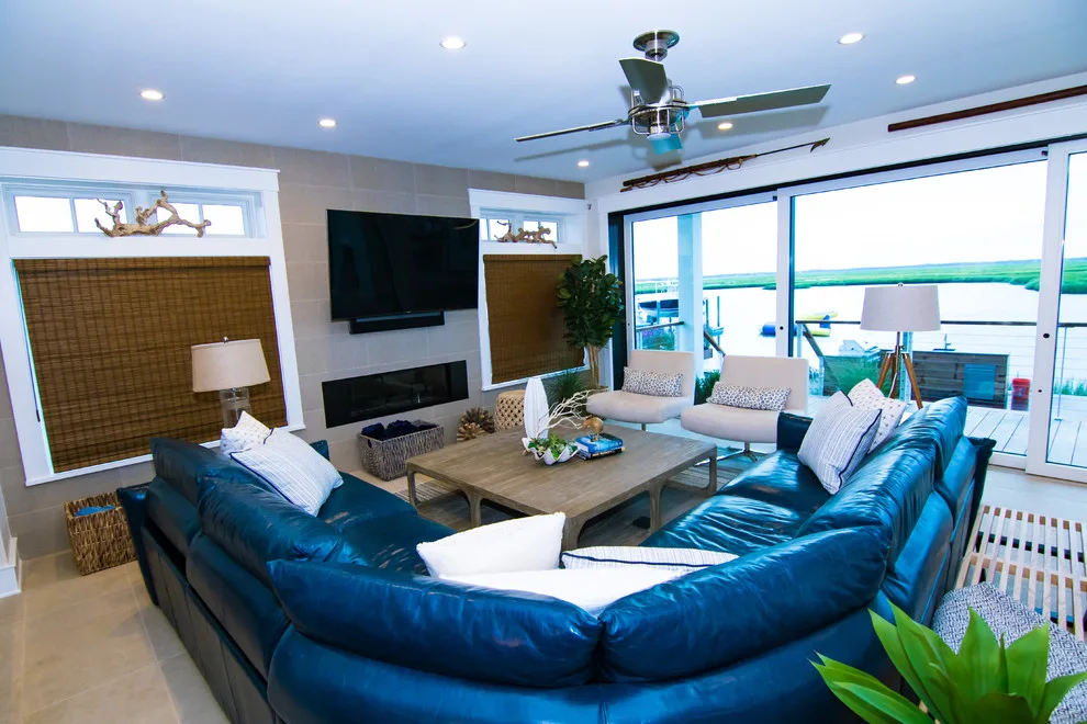 Contemporary Waterfront by Beach Dwellings - Photo 37