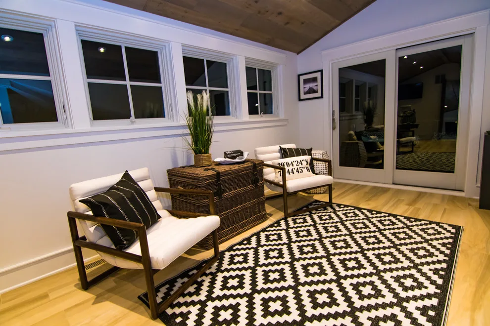 Contemporary Waterfront by Beach Dwellings - Photo 43