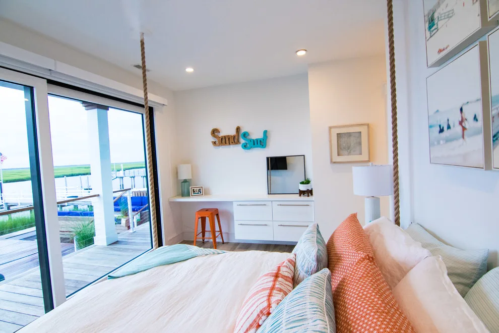 Contemporary Waterfront by Beach Dwellings - Photo 22