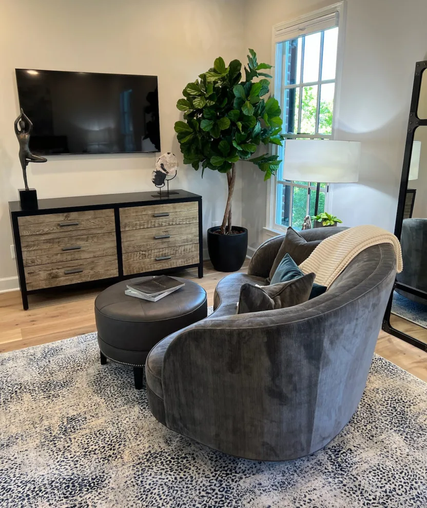 Contemporary Bedroom Set by Jennifer Joy Mattis, Designer - Photo 2