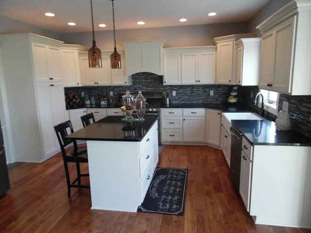 Contemporary Family Craftsman by Susan Knox For Ethan Allen Peoria, IL - Photo 4