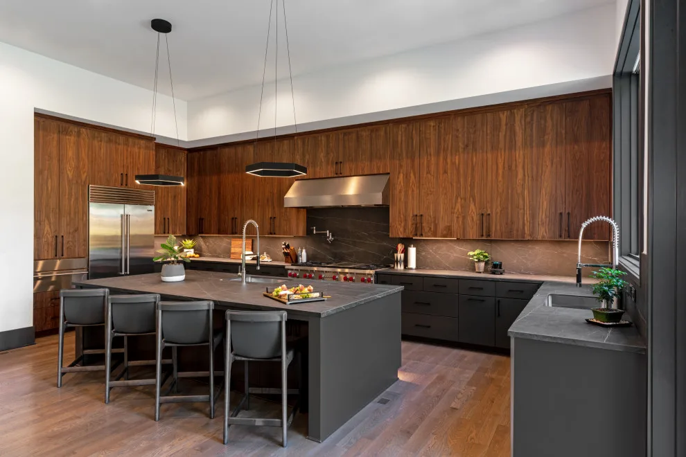 Contemporary Family Man by JL Design - Photo 7