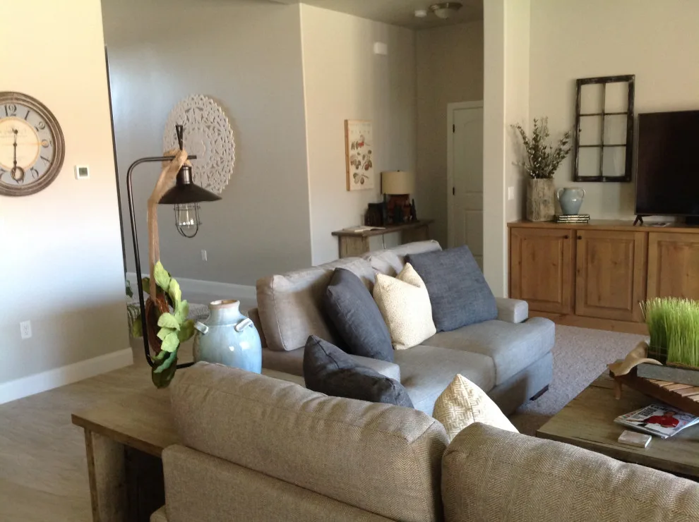 Contemporary Farmhouse by Designs By Julie - Photo 8