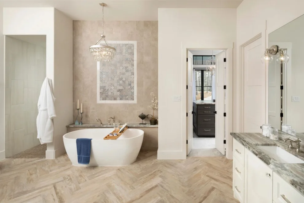 Contemporary Farmhouse by Atelier Haus Interiors - Photo 3