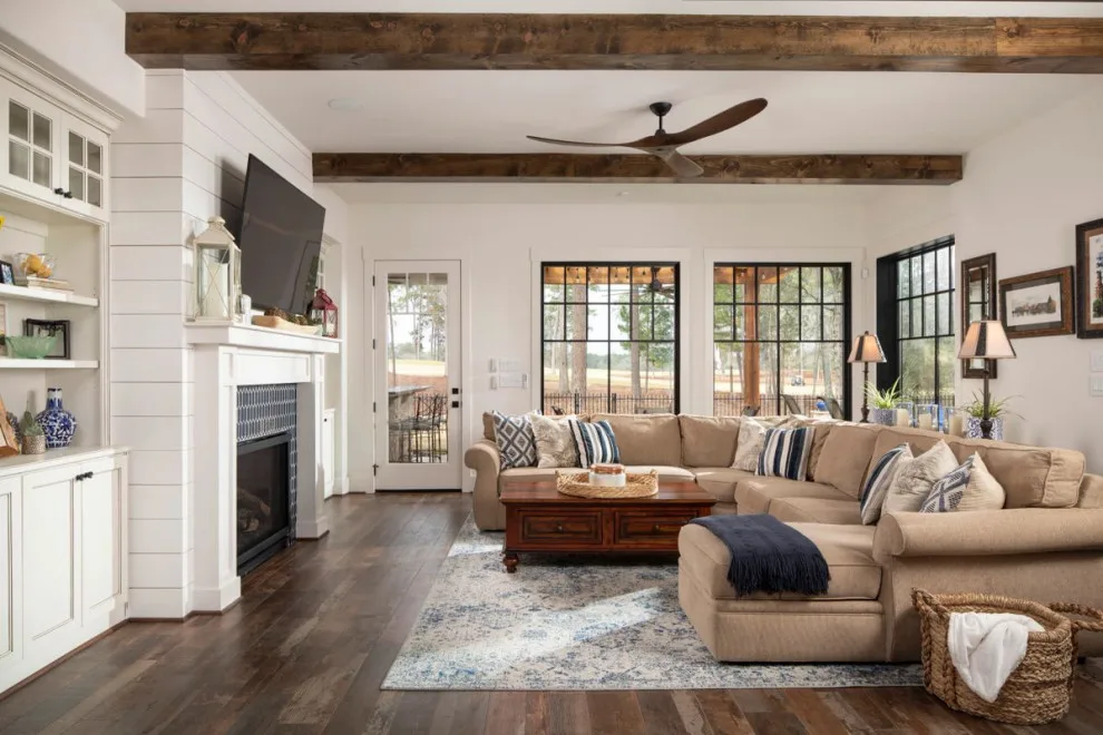 Contemporary Farmhouse by Atelier Haus Interiors - Photo 8