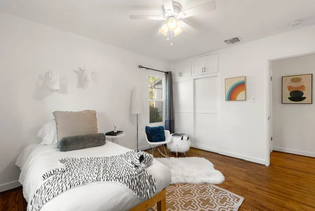 Collins Initiative by WE Home Staging Inc. - Photo 6