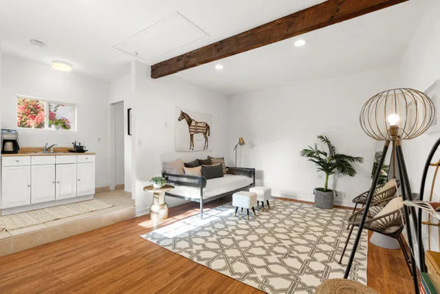 WE Home Staging Inc. - Photo 5