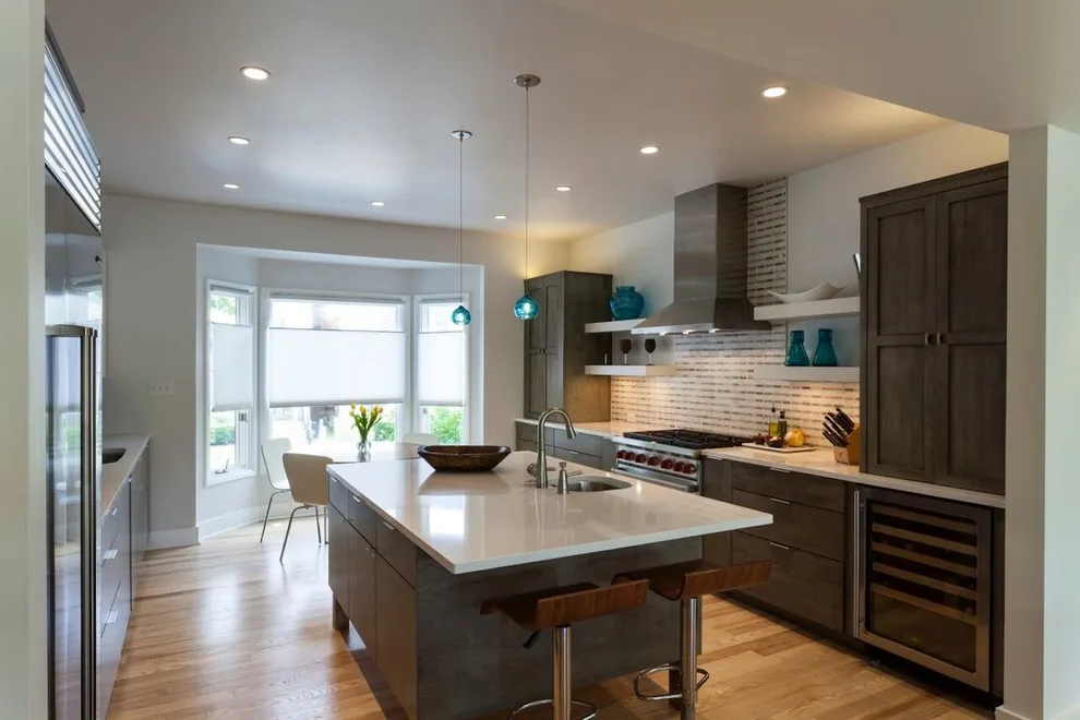 Contemporary Kitchen by DesignFive, LLC - Steve Shorthouse - Photo 4