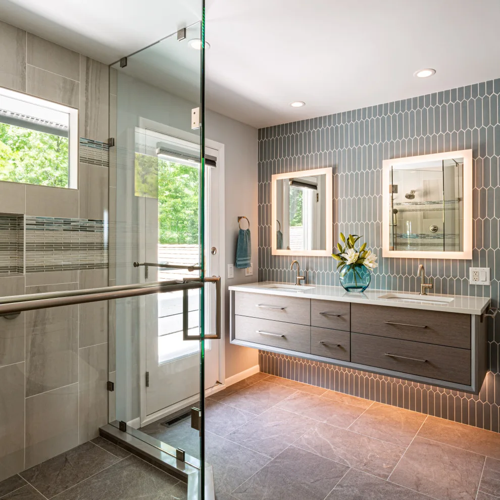 Contemporary Bathroom Renovation by Tina Dann-Fenwick Interiors - Photo 2