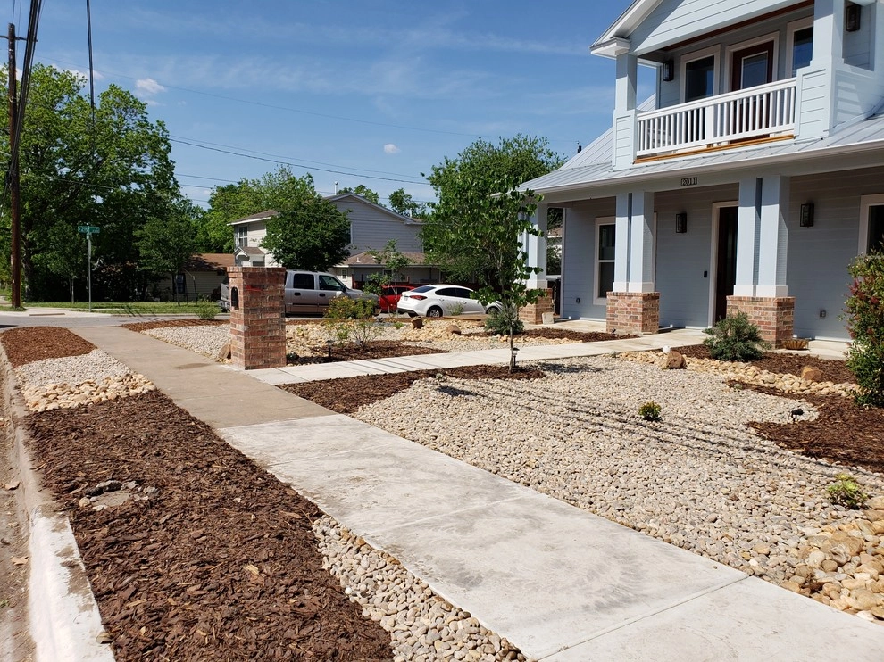 21st & Chestnut by Noble Lawn & Landscaping - Photo 5