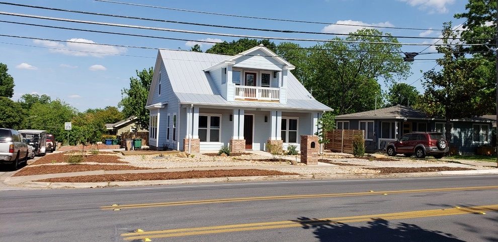 Urban Austin by Noble Lawn & Landscaping - Photo 5