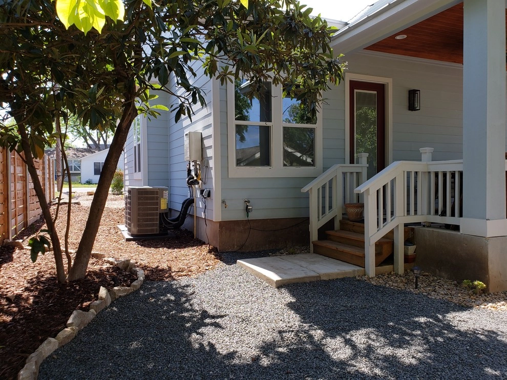 Noble Lawn & Landscaping - Photo 9