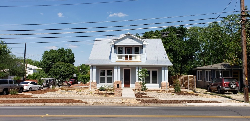 Urban Austin by Noble Lawn & Landscaping - Photo 8